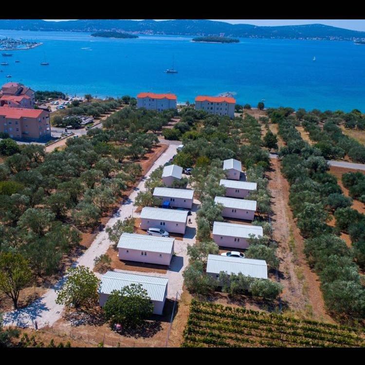 Luxury Mobile Homes Liza Biograd Na Moru Bagian luar foto