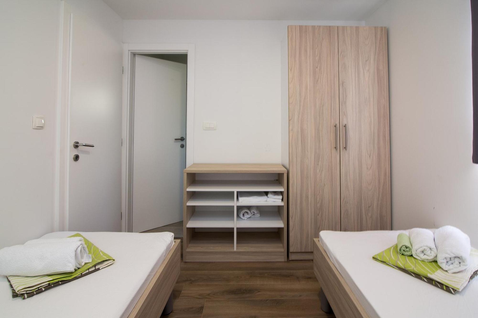 Luxury Mobile Homes Liza Biograd Na Moru Bagian luar foto